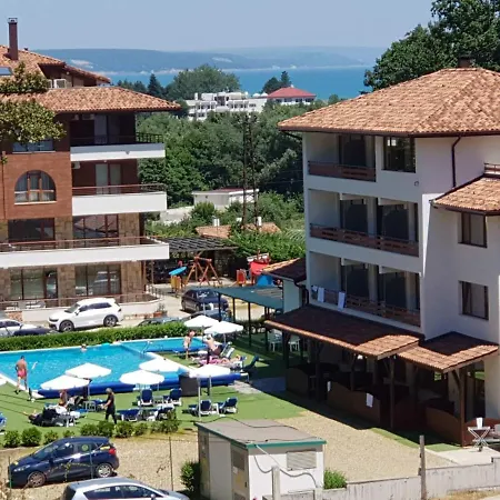 студио дани Apartment